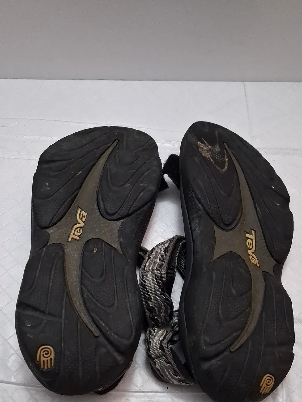 Teva Size 10 Men's Sandals with Gray Patterned Velcro Straps With Black Sole.